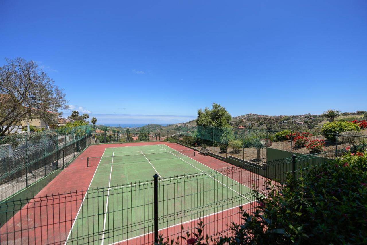 Villa House With Cozy Garden Bbq And Free Parking à Santa Brígida Extérieur photo